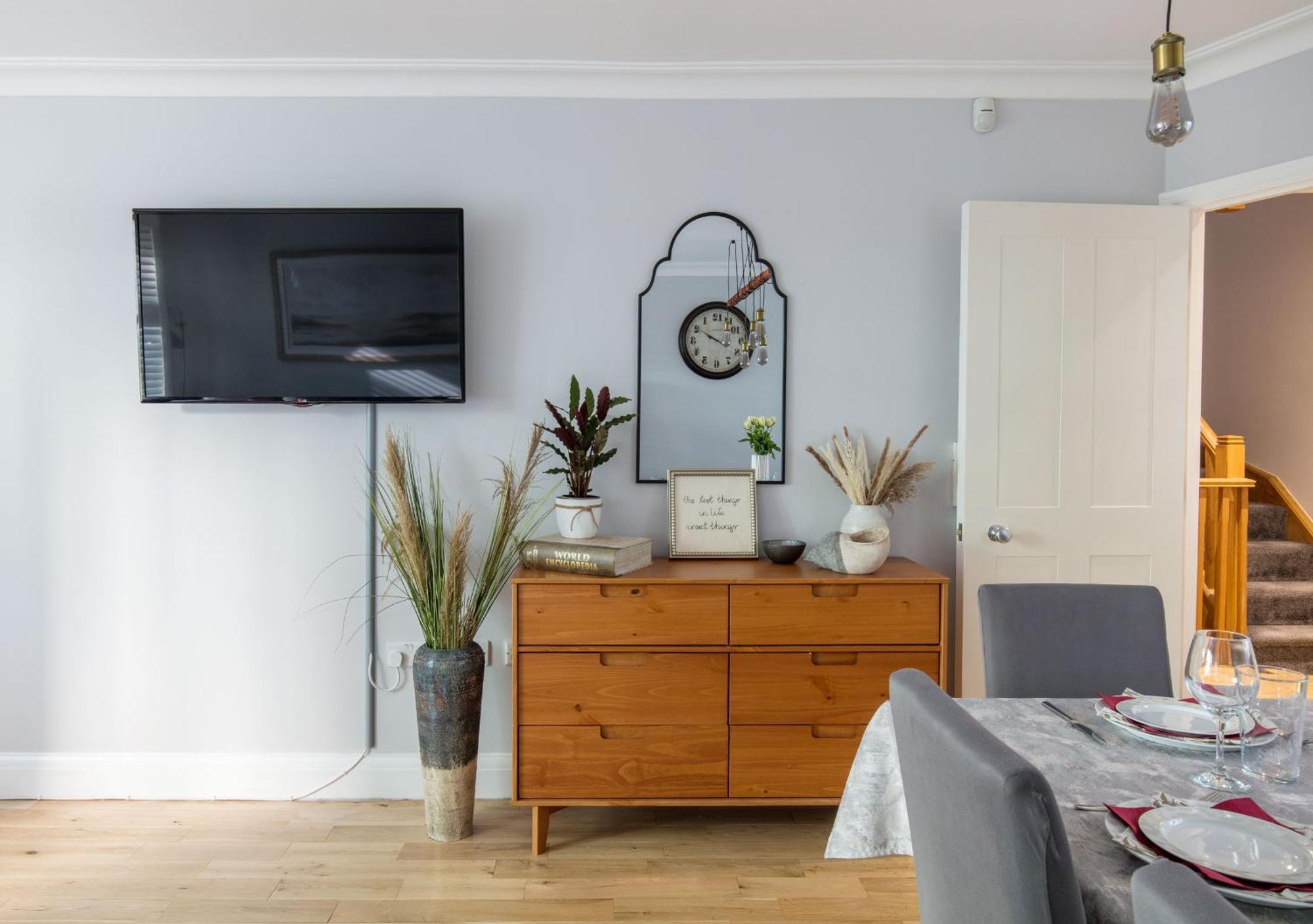 Spacious Quiet 4Bedrooms 6Beds House With Private Garage 5Min Walk To Paddington Station Лондон Экстерьер фото